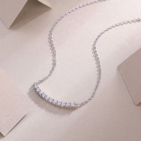 1Relaxed Feel - A Fashionable And Luxurious Diamond Jewelry Pendant Set With Moissanite S925 Sterling Silver Prohibit Tk Sales (Option: Platinum color)